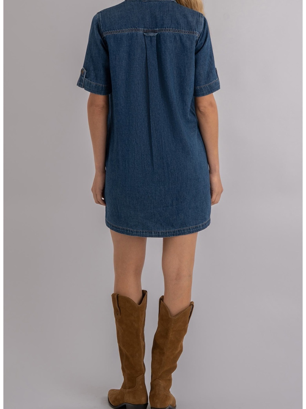 Kut from the Kloth Eliza Denim Mini Shortdress
Size large - Picture 2 of 4